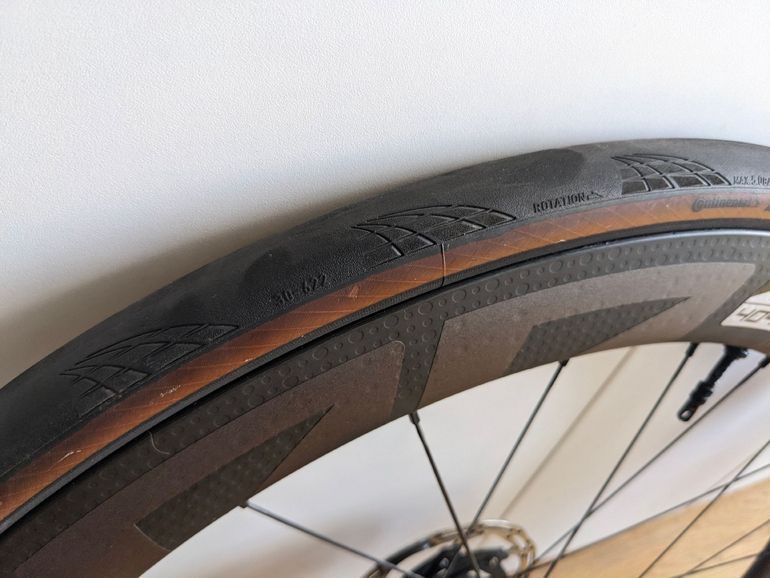 Zipp 404 Firecrest 2025 bike d'occasion — image 4 sur 7