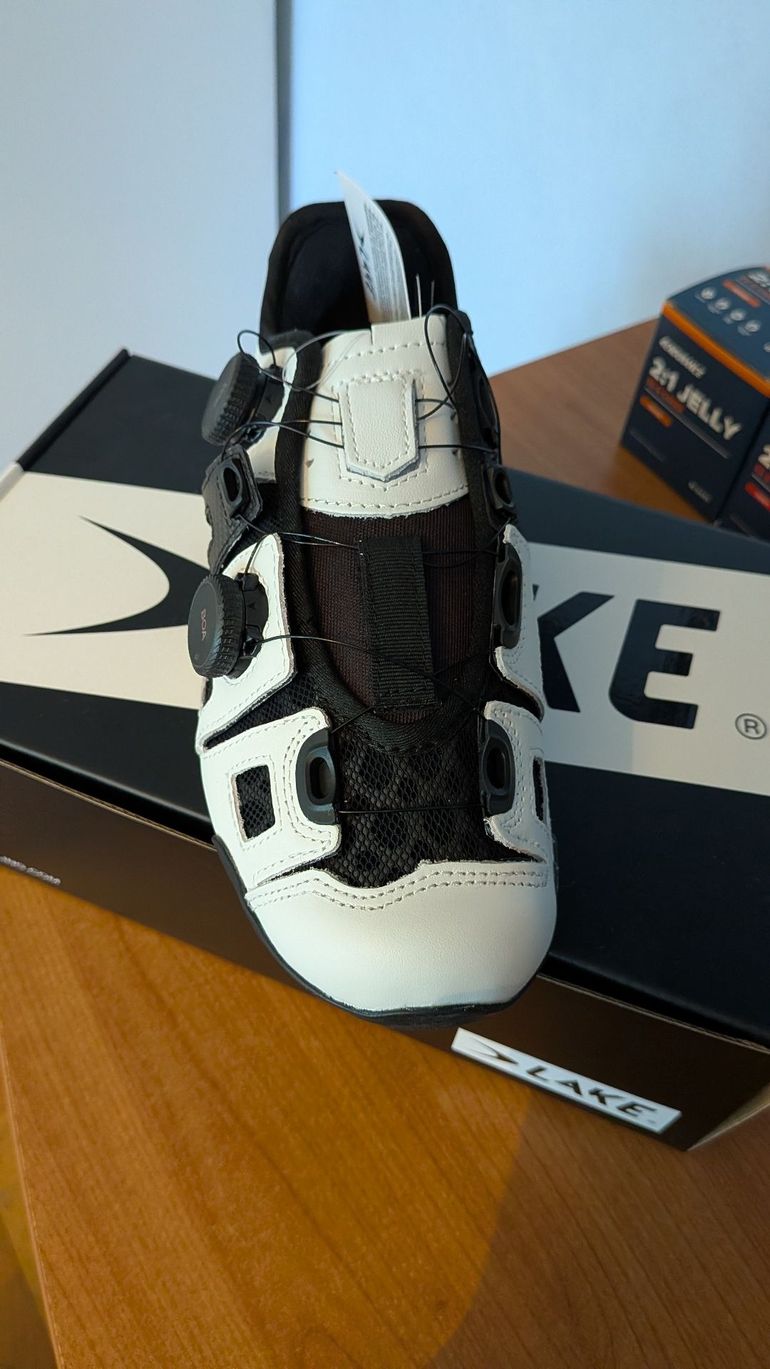Used Lake CX242 Cycling Shoes 2026 bike — image 2 of 11