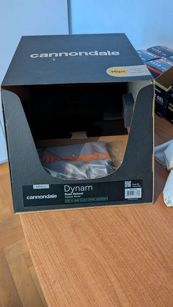 Used Cannondale Dynam Adult Helmet 2026 bike — image 6 of 6