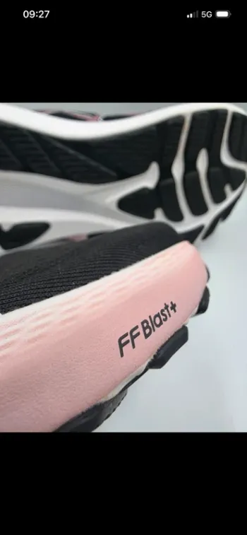Used Asics Gel Pursue 10 bike — image 8 of 8