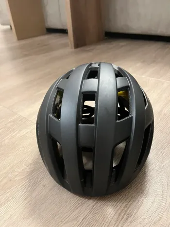 Used MET Miles Mips 2026 bike — image 5 of 6