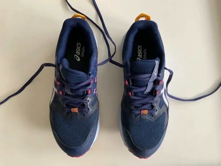 Used Asics Gel-Sonoma 7 bike — image 4 of 9