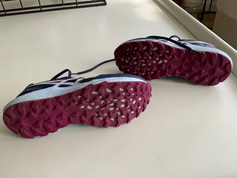 Used Asics Gel-Sonoma 7 bike — image 2 of 9