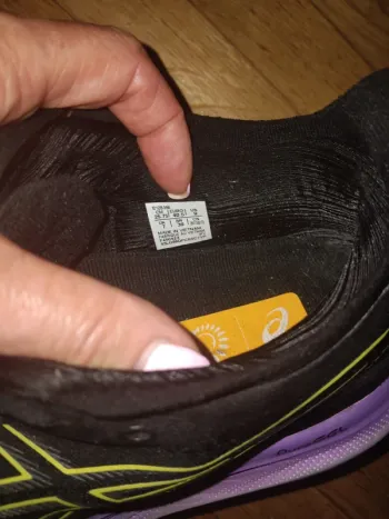Used Asics Noire bike — image 4 of 4