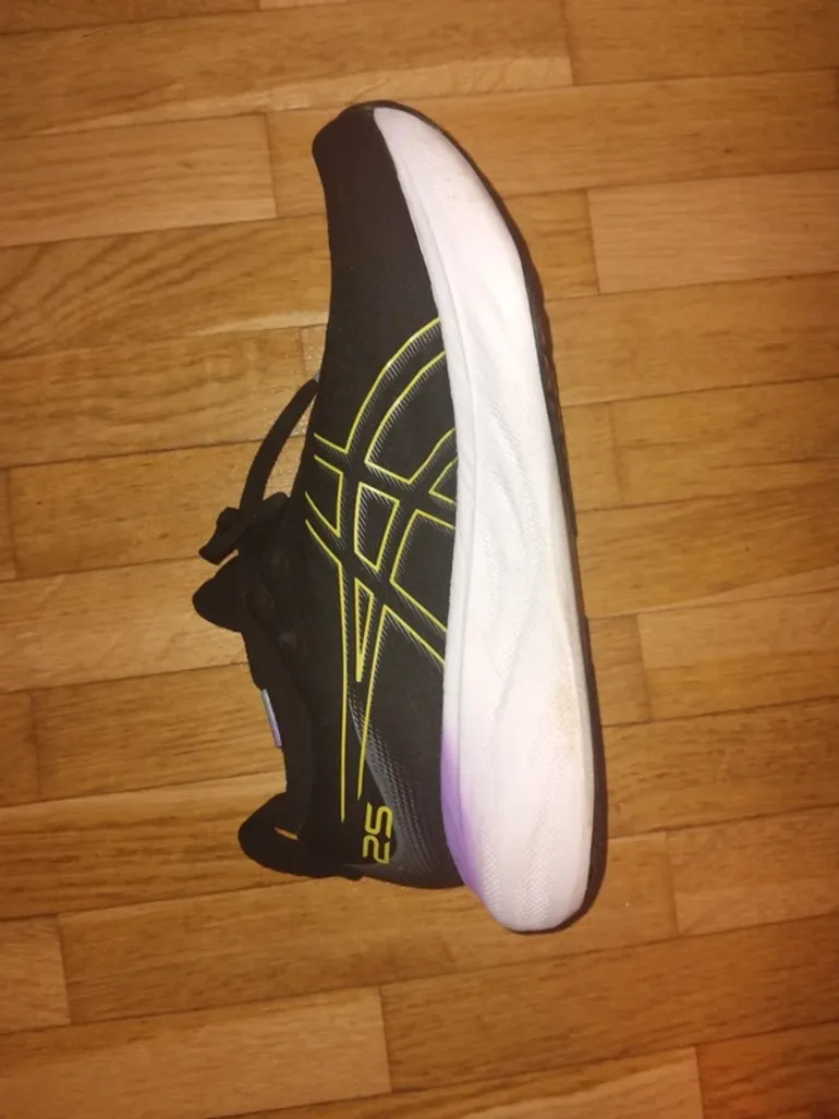 Used Asics Noire bike — image 2 of 4