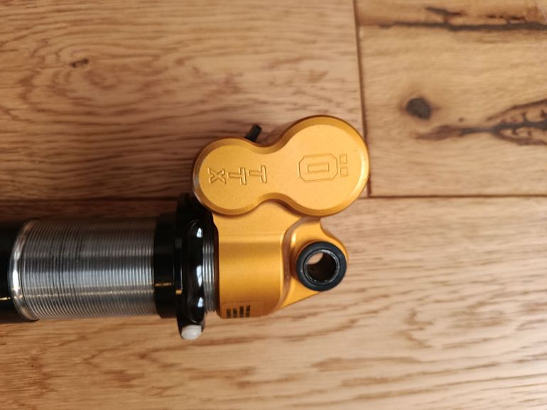 Used Öhlins TTX22 M.2 Coil Shock Absorber 2024 bike — image 6 of 17
