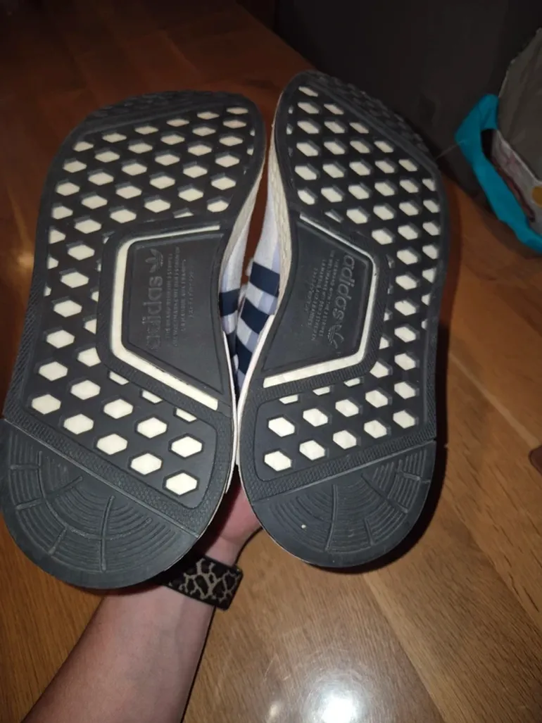 Adidas NMD R1 bike d'occasion — image 4 sur 5
