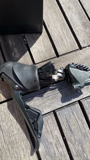 Used Shimano Ultegra Di2 ST-R8070 Left Lever + Caliper bike — image 2 of 3
