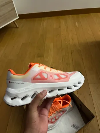 On Running Cloud Remix bike de segunda mano