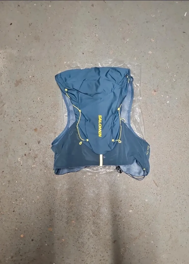 Salomon ADV Skin 12 bike d'occasion — image 1 sur 3