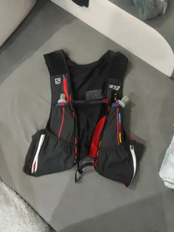 Salomon Gilet de course XL bike d'occasion