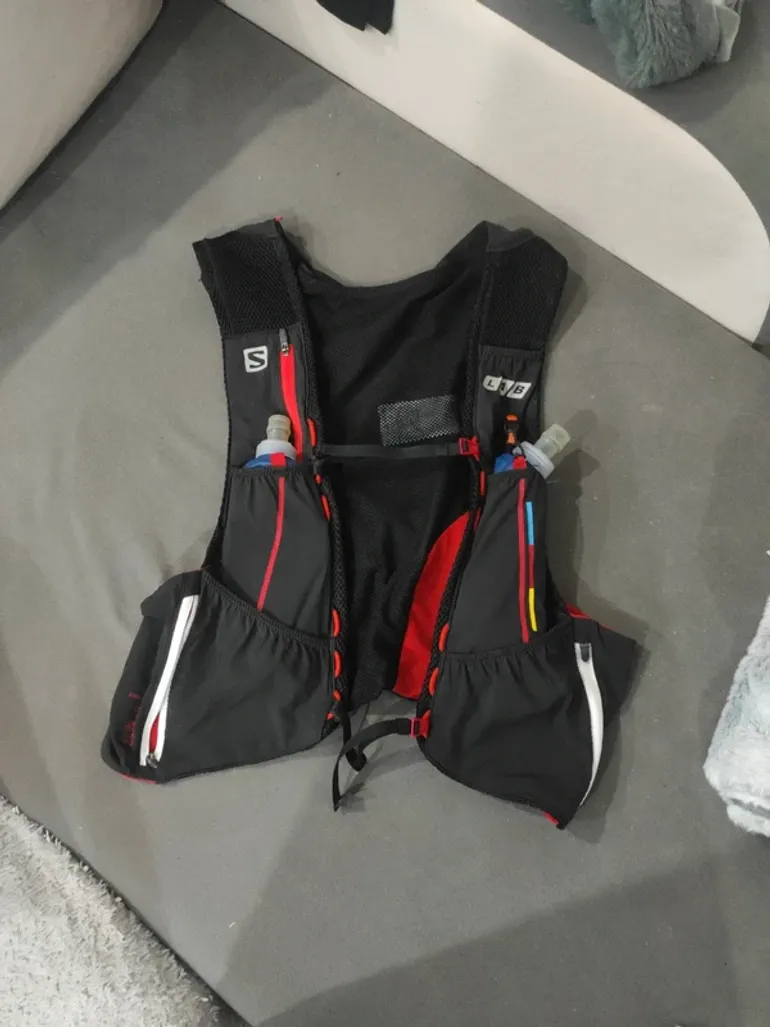Salomon Gilet de course XL bike d'occasion — image 1 sur 3