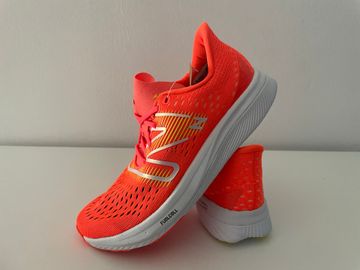 New Balance FuelCell Supercomp Pacer V1 Running Shoes d'occasion