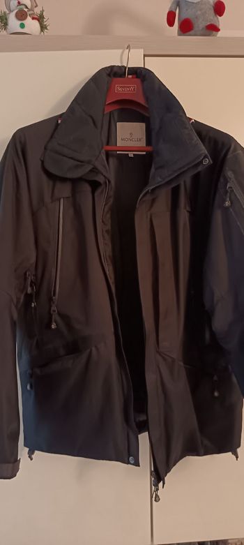 Moncler Giubbotto tecnico 2020 bike usato — immagine 2 di 6