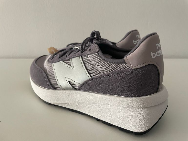 Použité New Balance 370 bike — obrázek 2 z 4
