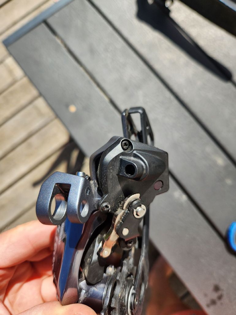 Used Shimano Ultegra R-8050 Di2 Rear Derailleur 2026 bike — image 2 of 2