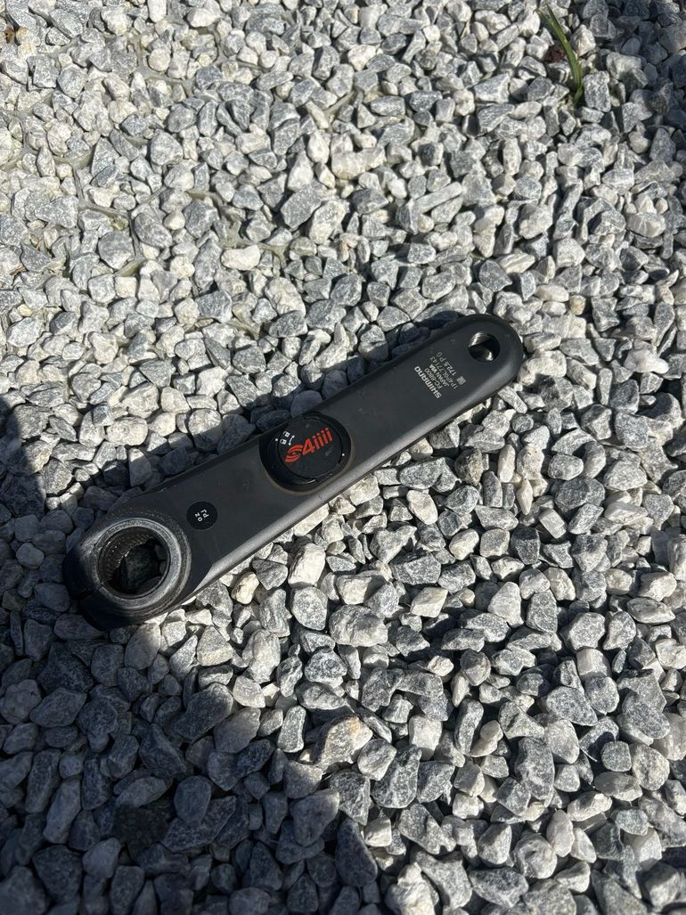 Used Shimano Ultegra R8000 Crankset with Powermeter 2025 bike — image 5 of 6