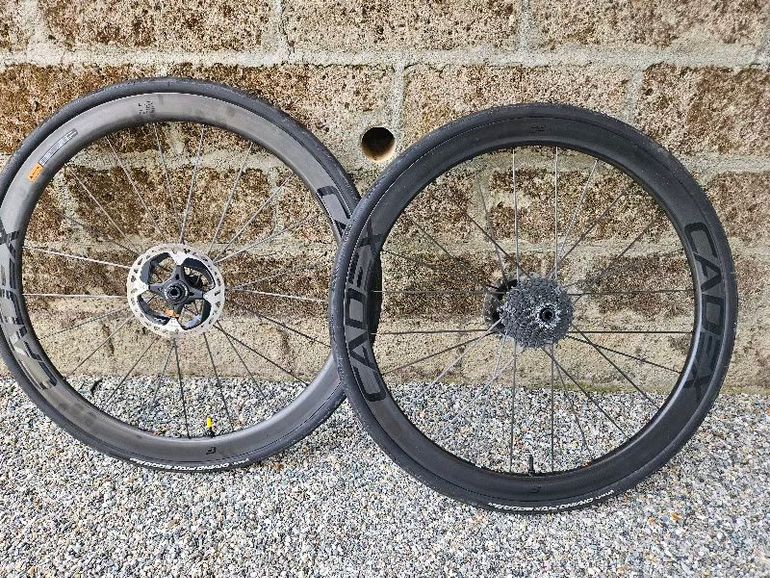 Giant 42 Tubeless 2023 bike d'occasion — image 2 sur 5