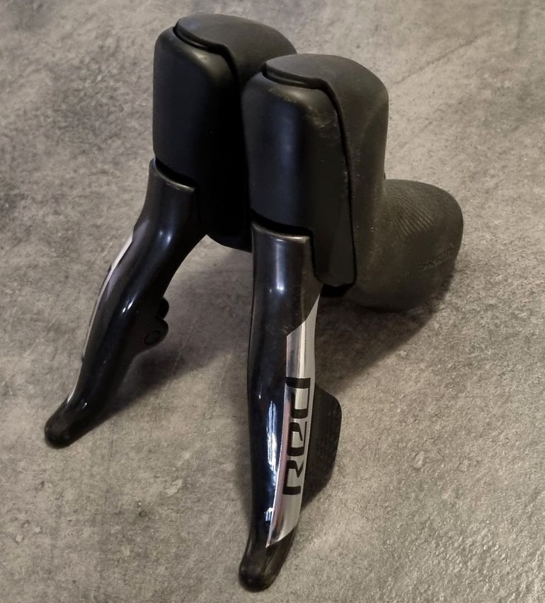 Brugt Sram Red AXS 12v Brake & Shift Levers bike — billede 2 af 5