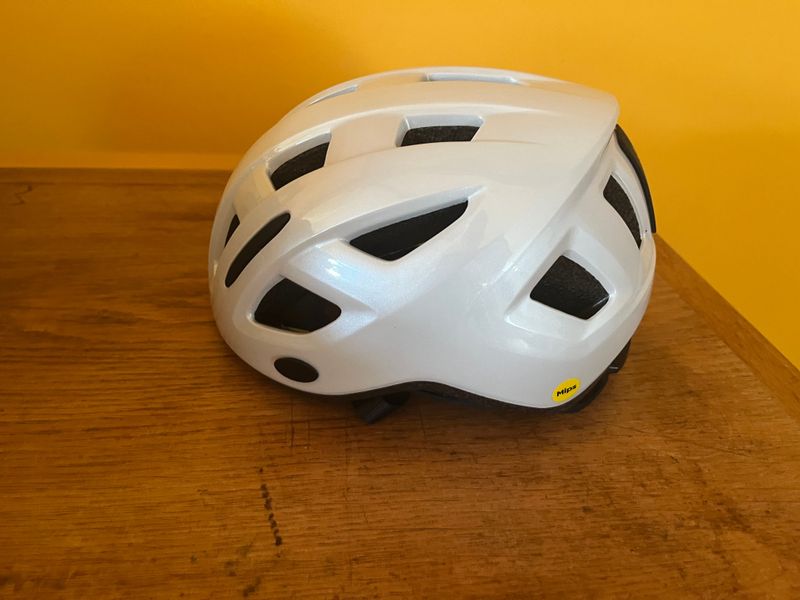 Giant Relay MIPS Cycling Accessories de segunda mano
