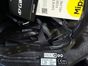 Used Giro Aerohead Mips II Helmet 2024 bike — image 5 of 8