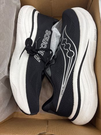 Used Saucony ride 19 bike — image 2 of 5
