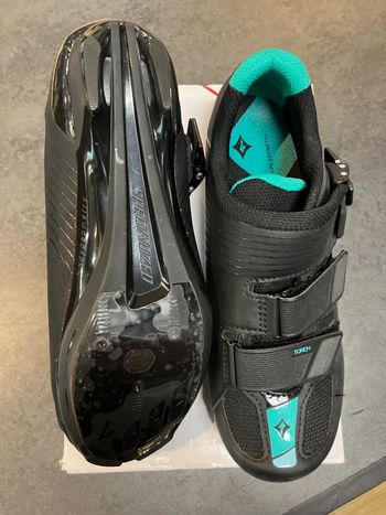 Used Specialized WMN Road Torch 2015 bike — image 3 of 4