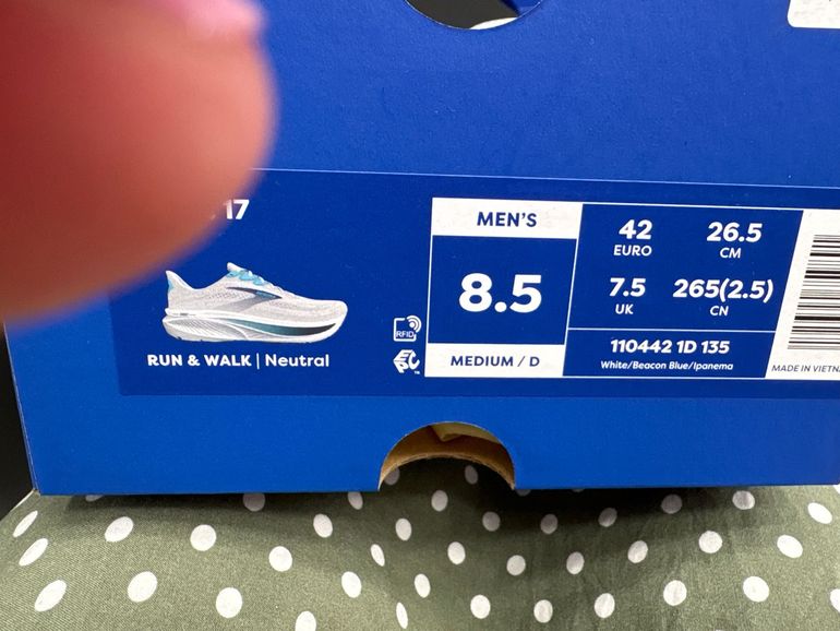 Used Brooks Ghost 17 Running Shoes 2026 bike — image 6 of 6