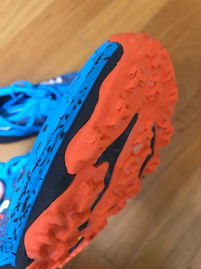 Hoka Speedgoat 6 bike d'occasion — image 5 sur 6