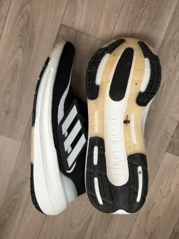 Adidas Ultraboost bike d'occasion — image 3 sur 4