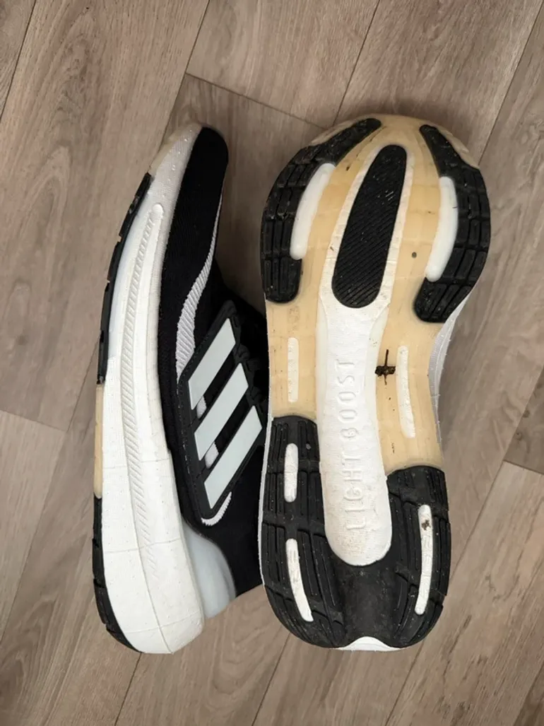 Adidas Ultraboost bike d'occasion — image 3 sur 4