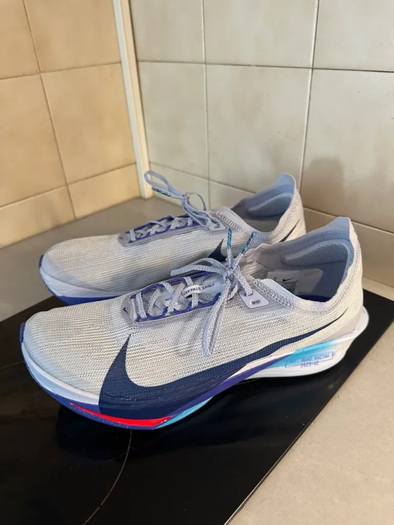 Nike Streakfly 2 bike d'occasion — image 1 sur 7