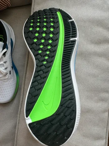 Nike Winflo 10 bike d'occasion — image 4 sur 5