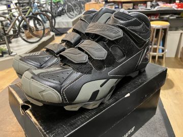 Käytetty Specialized Trail 110 schwarz Cycling Shoes