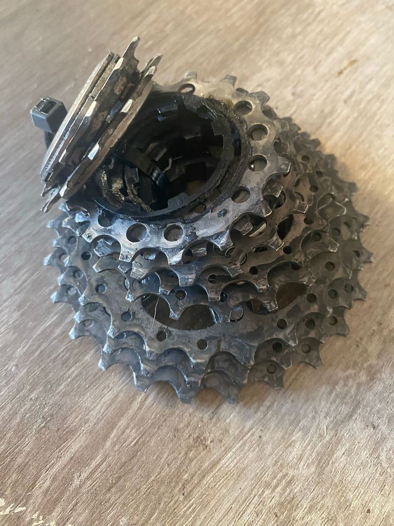 Used Shimano Dura-Ace 10-speed Cassette bike — image 4 of 4
