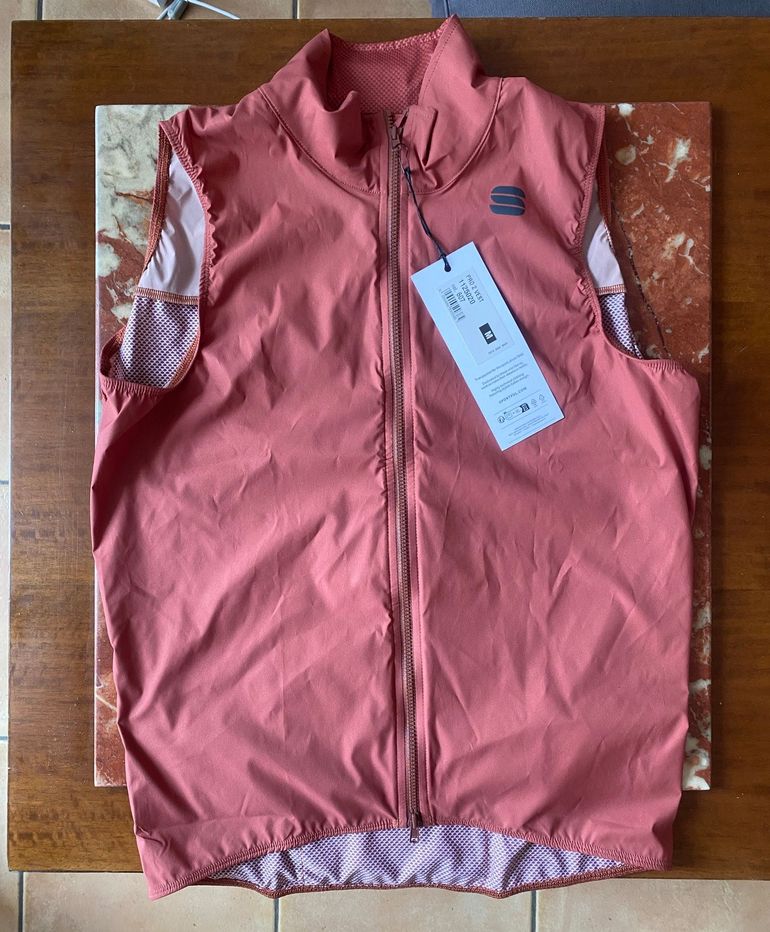 Used Sportful Pro 2 Vest 2026 bike — image 1 of 6