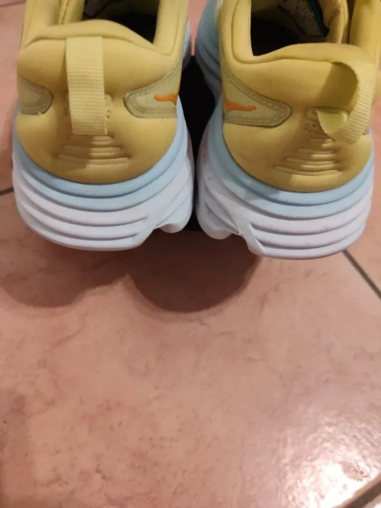 Hoka Bondi 8 bike d'occasion — image 4 sur 11