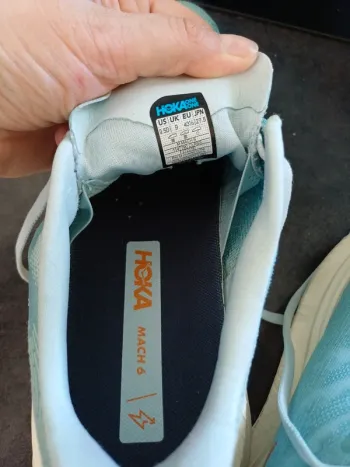 Hoka Mach 6 bike d'occasion — image 3 sur 5