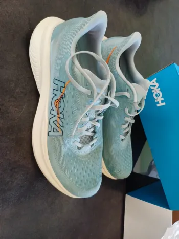 Hoka Mach 6 bike d'occasion — image 2 sur 5