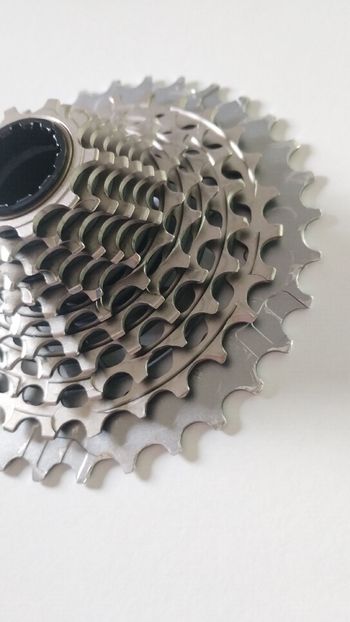 Used Sram Red Cassette 10-33 12 Speed 2025 bike — image 2 of 4