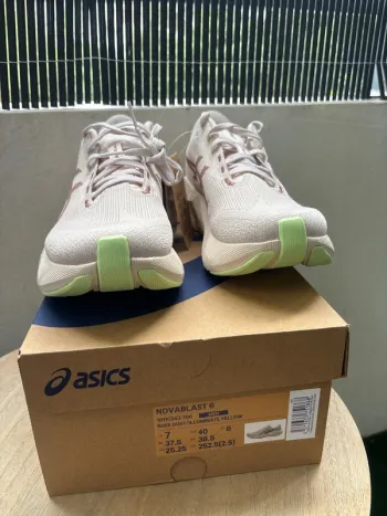 Brugt Asics Novablast 6 bike — billede 12 af 12