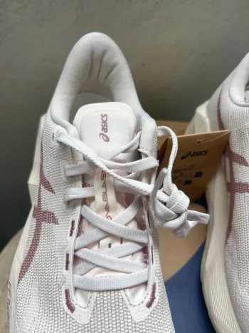 Brugt Asics Novablast 6 bike — billede 10 af 12