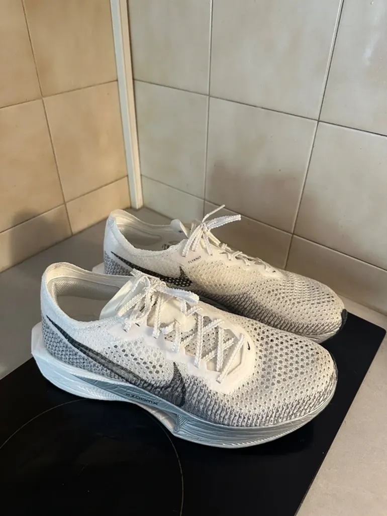 Used Nike Vaporfly 3 2024 bike — image 2 of 5