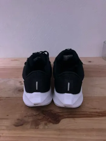 Used Nike Pegasus 40 bike — image 4 of 7