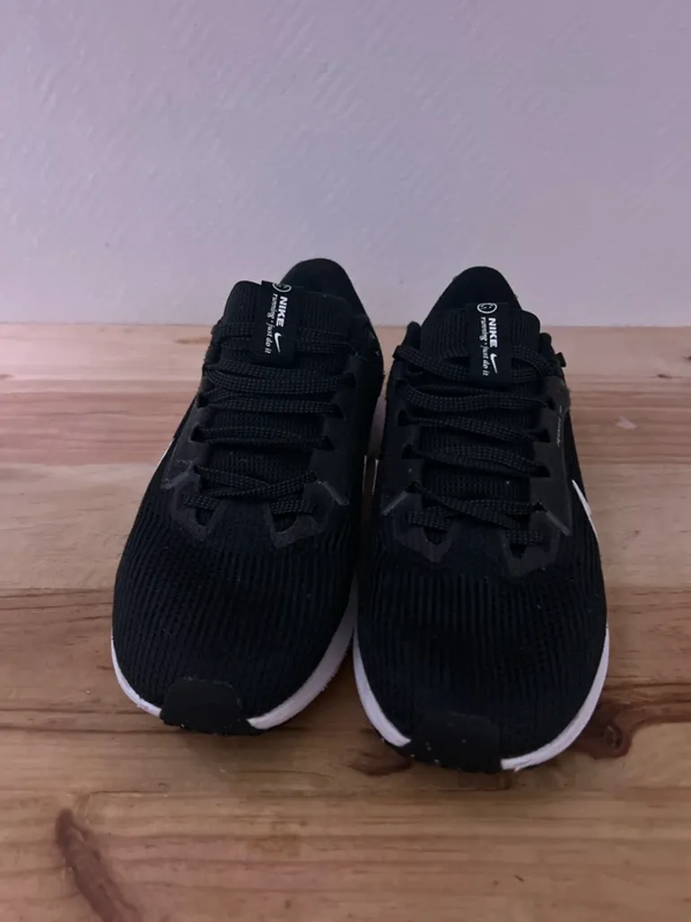 Used Nike Pegasus 40 bike — image 3 of 7