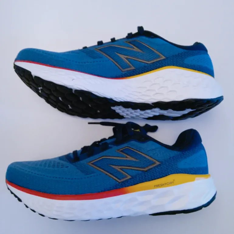 Used New Balance Mevoz bike — image 6 of 7