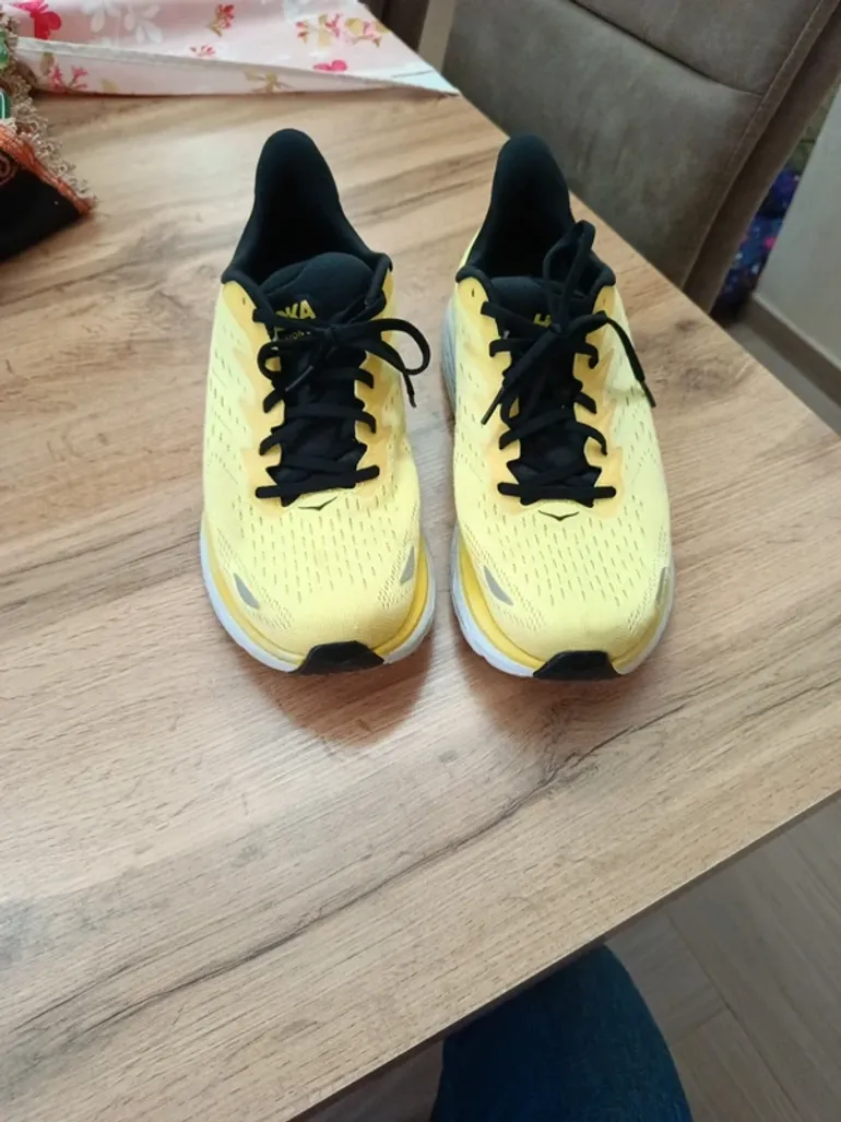 Used Hoka Shoes bike — image 2 of 6