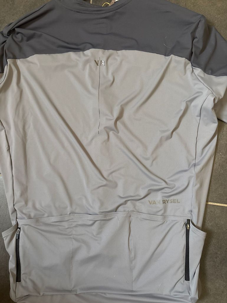 Used Van Rysel EDR Gris Maillot 2026 bike — image 3 of 3