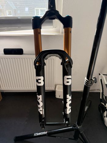 Fox Racing 36 Factory Grip X2 2026 bike d'occasion