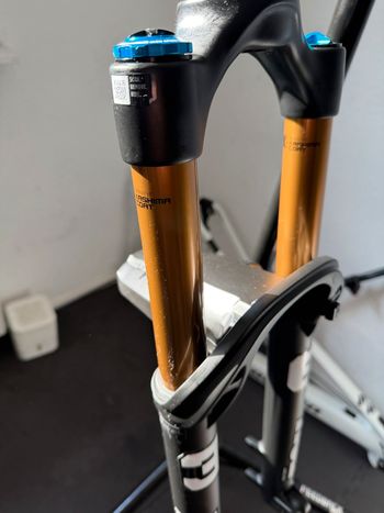 Fox Racing 36 Factory Grip X2 2026 bike d'occasion — image 2 sur 6